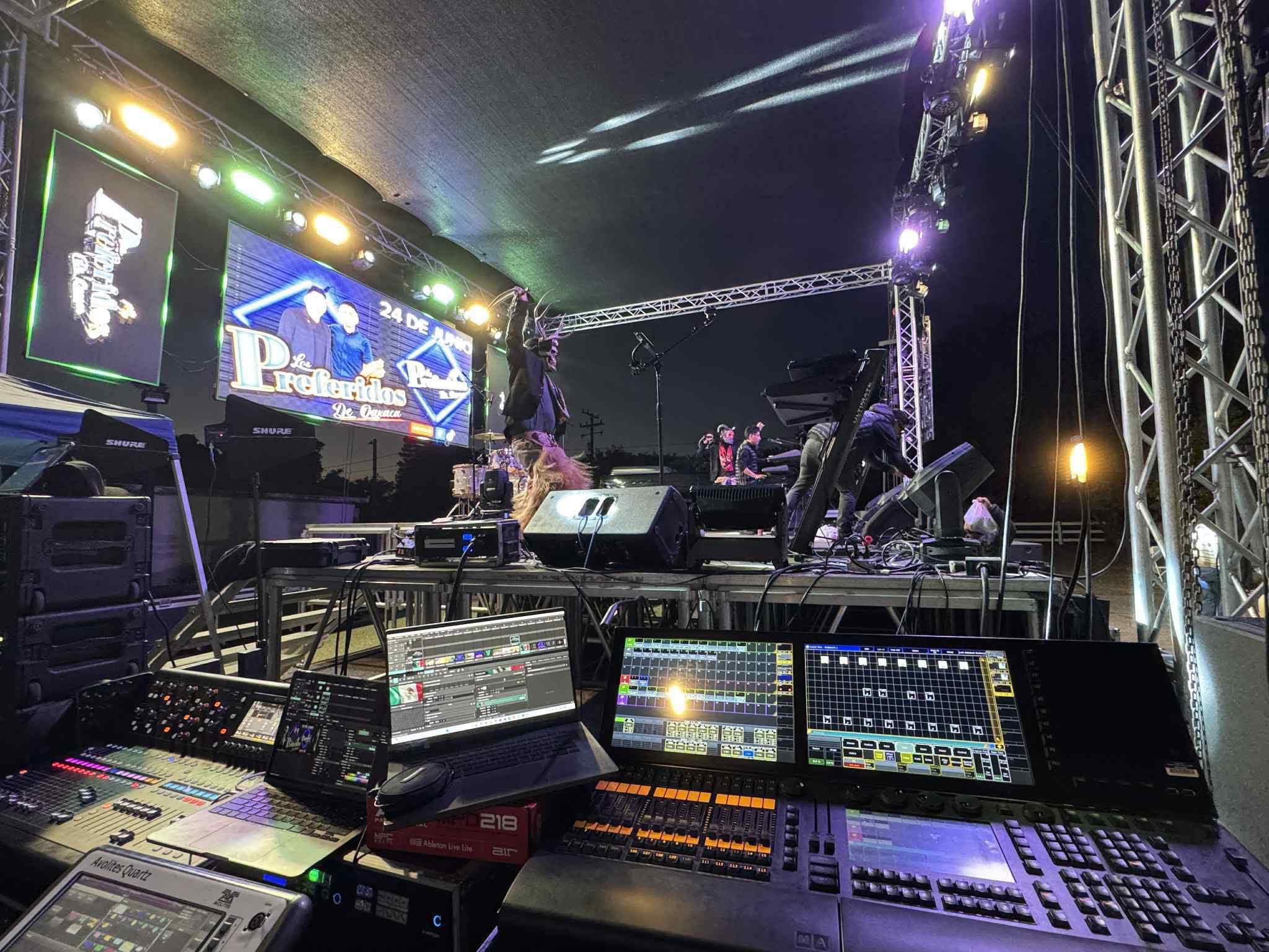 Consola digital front of house